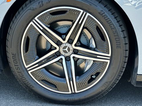 Certified 2023 Mercedes-Benz EQE 500 4MATIC Sedan image 33