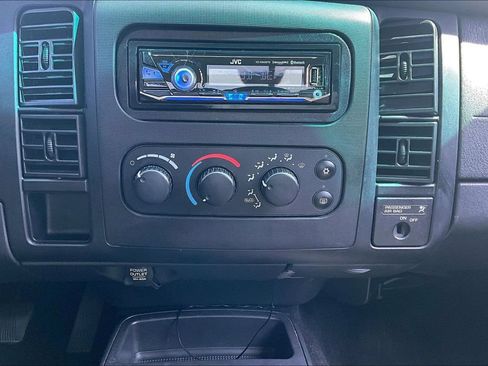 Used 2001 Dodge Dakota 2WD Club Cab image 32