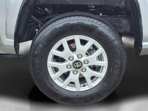 Certified 2025 Toyota Tacoma SR5 image 3