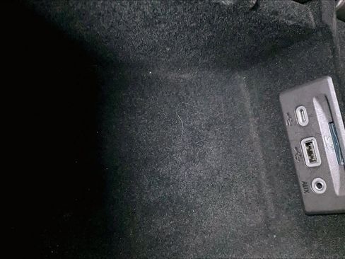 Used 2022 Chevrolet Corvette Stingray Coupe w/ Z51 Performance Package image 30