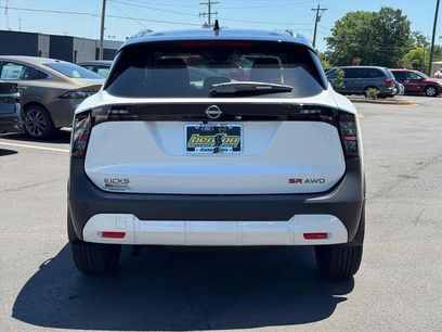 New 2026 Nissan Kicks SR w/ SR Premium Package