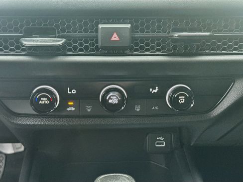 Used 2024 Honda HR-V LX image 14
