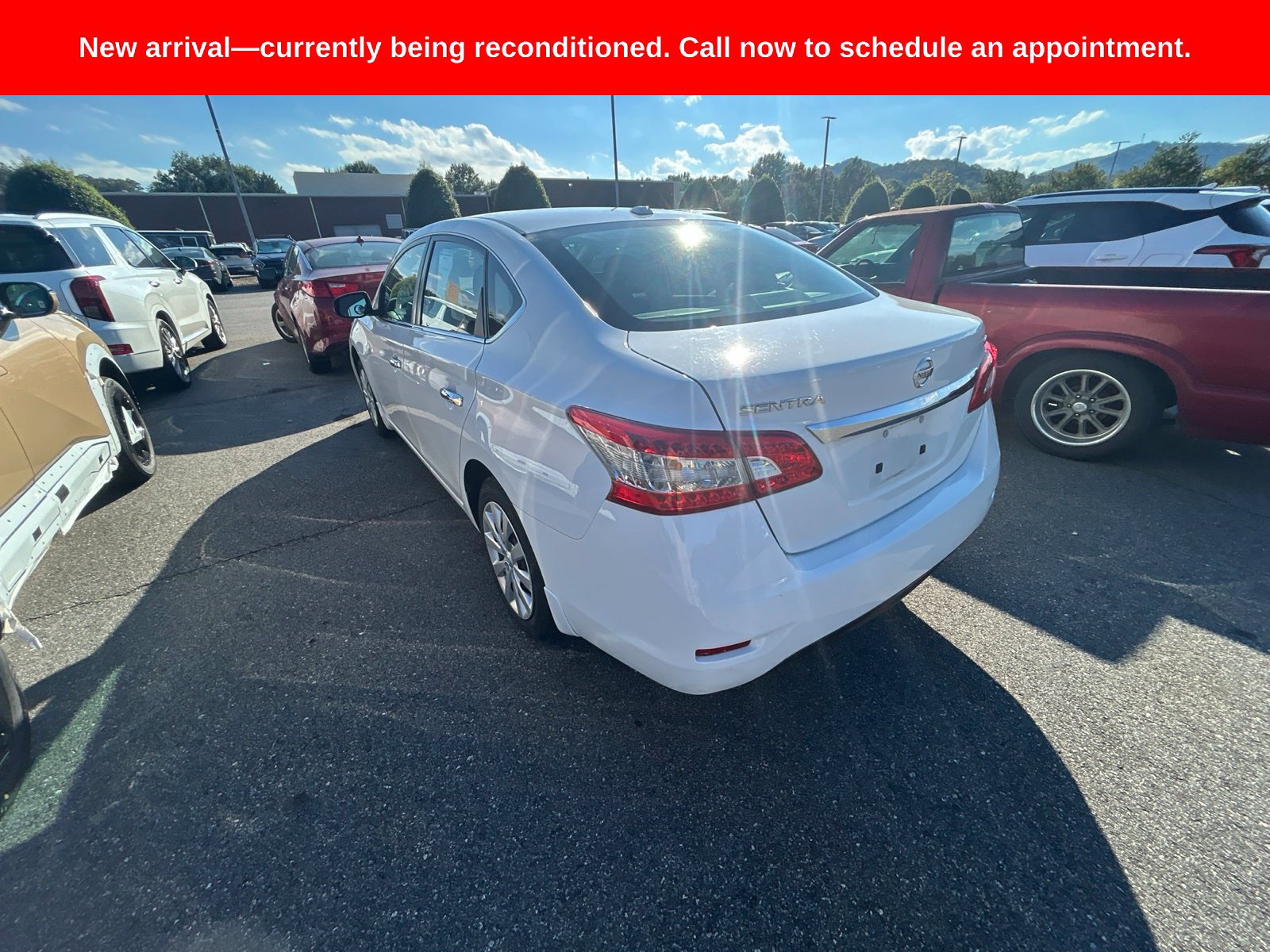 Used 2015 Nissan Sentra SV FWD image 8