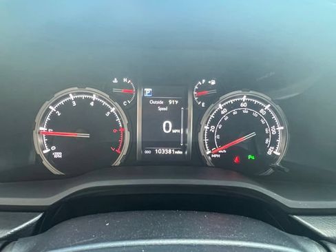 Used 2021 Toyota 4Runner Nightshade AWD/4WD image 19