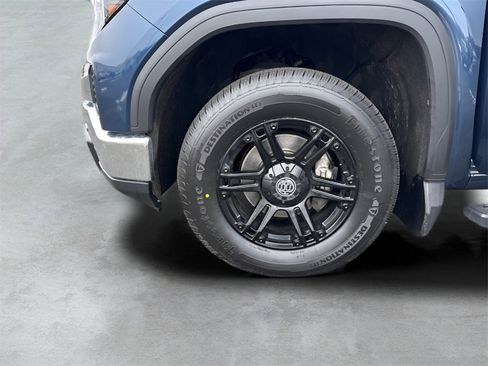 Used 2022 GMC Sierra 1500 SLT w/ SLT Convenience Package image 33