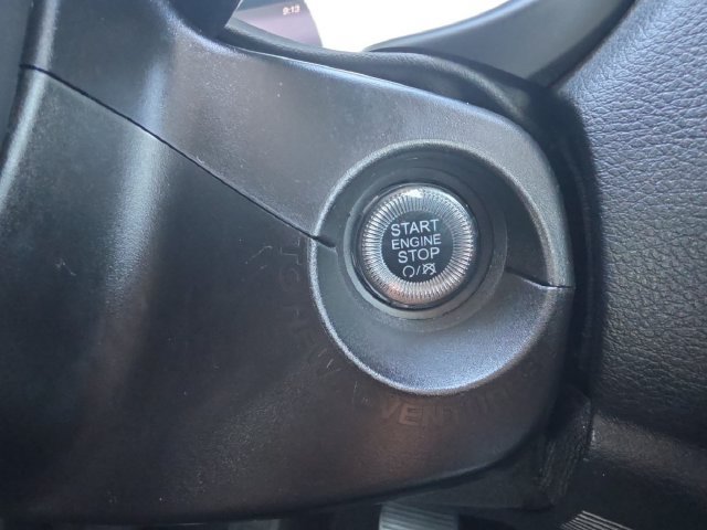 Used 2023 Jeep Renegade Altitude AWD/4WD image 29