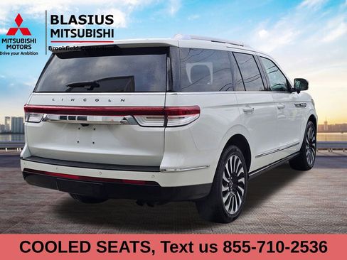 Used 2022 Lincoln Navigator Black Label image 9