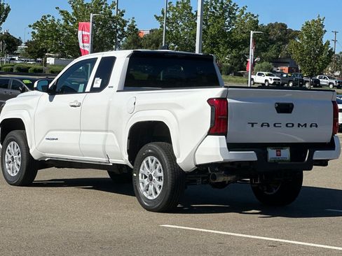 New 2026 Toyota Tacoma SR5 RWD image 6
