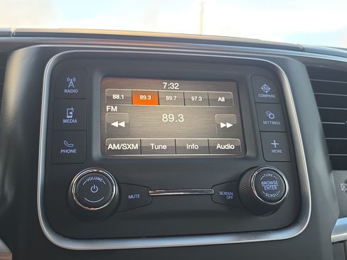 Used 2024 RAM 1500 Classic SLT AWD/4WD image 29