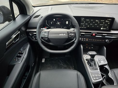 New 2026 Kia Sportage SX FWD image 6