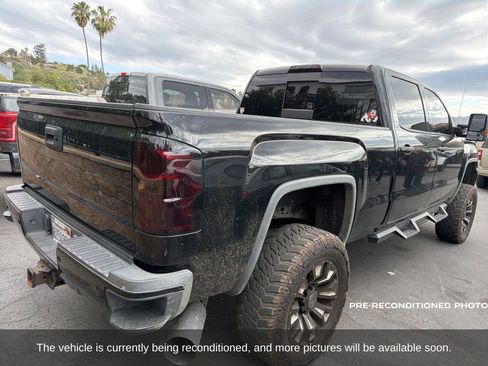 Used 2017 GMC Sierra 2500 Denali w/ Duramax Plus Package image 8