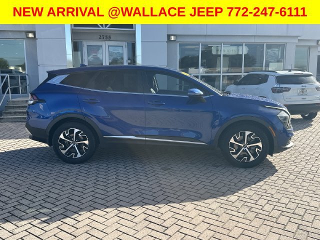Used 2023 Kia Sportage EX FWD image 6