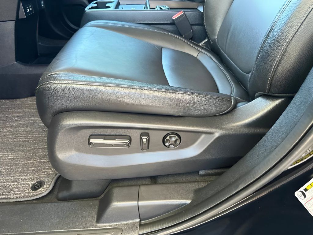Used 2025 Honda Odyssey EX-L image 29