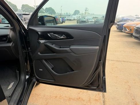 Used 2023 Chevrolet Traverse RS w/ LPO, Floor Liner Package AWD/4WD image 37