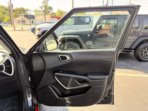 Used 2020 Kia Soul GT-Line w/ Option Group 015 FWD image 20