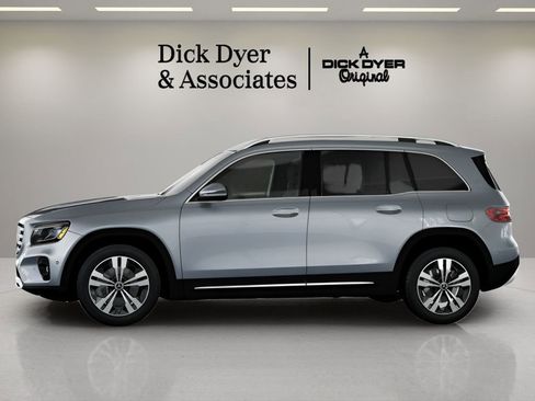 Used 2026 Mercedes-Benz GLB 250 image 24