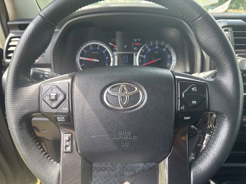 Used 2019 Toyota 4Runner TRD Off-Road w/ Wilderness Package AWD/4WD image 11
