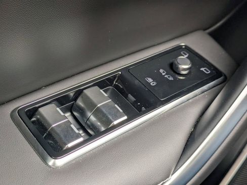 New 2026 Jaguar F-PACE R-Dynamic S image 27