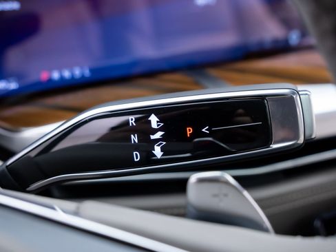 New 2026 Cadillac Escalade Platinum Sport w/ LPO, ONYX Package image 26