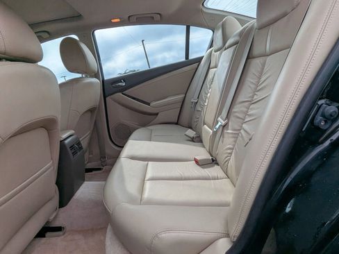 Used 2012 Nissan Altima 3.5 SR w/ Sport Pkg FWD image 12