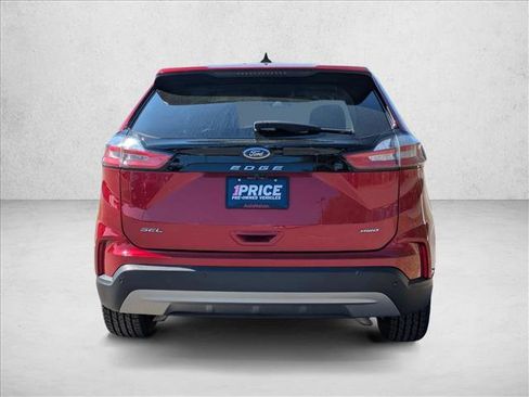 Used 2024 Ford Edge SEL image 6
