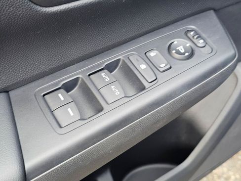 Used 2023 Honda CR-V EX image 23