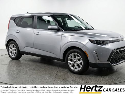 Used 2025 Kia Soul LX w/ LX Technology Package image 1
