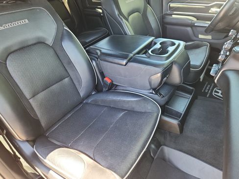 Used 2023 RAM 1500 Laramie AWD/4WD image 16