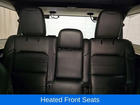 Used 2019 Jeep Wrangler Unlimited Sahara w/ Uconnect 4C Nav & Sound Group AWD/4WD image 25