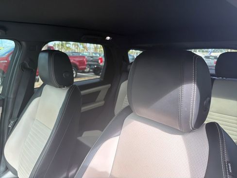 Used 2021 Land Rover Discovery Sport SE R-Dynamic image 10