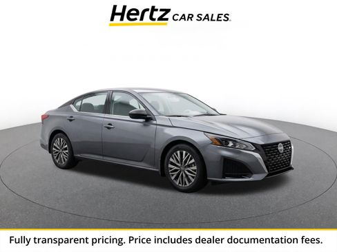 Used 2026 Nissan Altima 2.5 SV FWD image 1