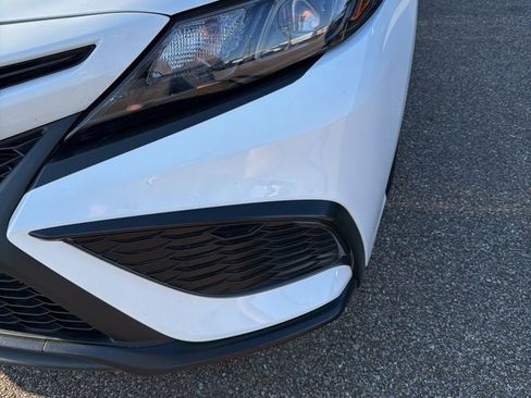 Used 2024 Toyota Camry SE FWD image 17