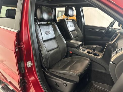 Used 2014 Jeep Grand Cherokee Overland AWD/4WD image 32