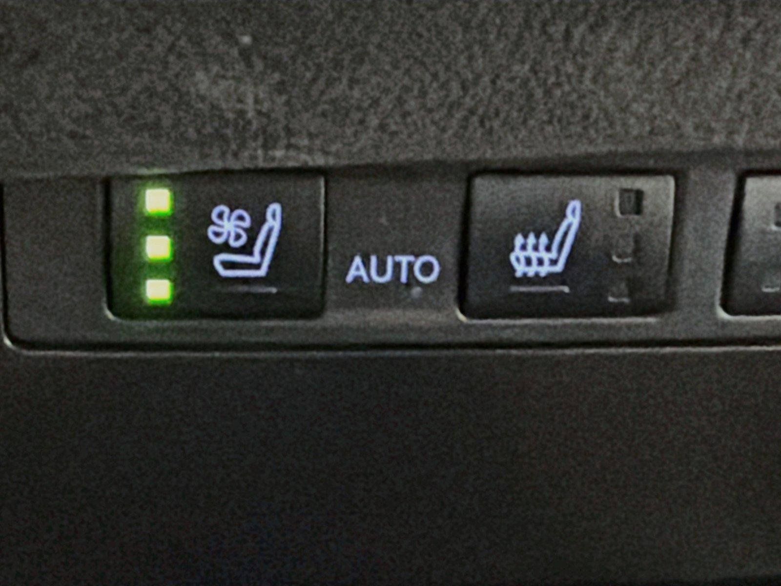 Used 2023 Lexus ES 300h Ultra Luxury w/ Accessory Package (Z2) FWD image 21