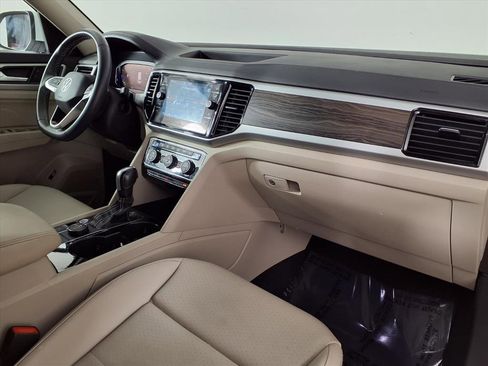 Used 2023 Volkswagen Atlas SE image 7