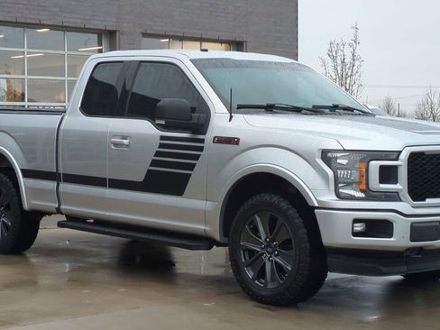 Used 2018 Ford F150 XLT w/ Equipment Group 302A Luxury image 10