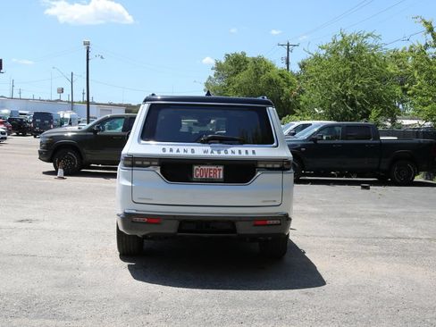 Used 2022 Jeep Grand Wagoneer Series II w/ Premium Group II AWD/4WD image 4