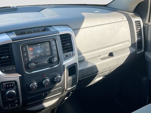 Used 2019 RAM 1500 Classic SLT AWD/4WD image 21