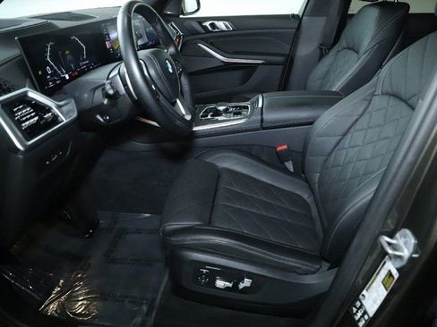 Certified 2025 BMW X5 xDrive40i w/ Premium Package image 19