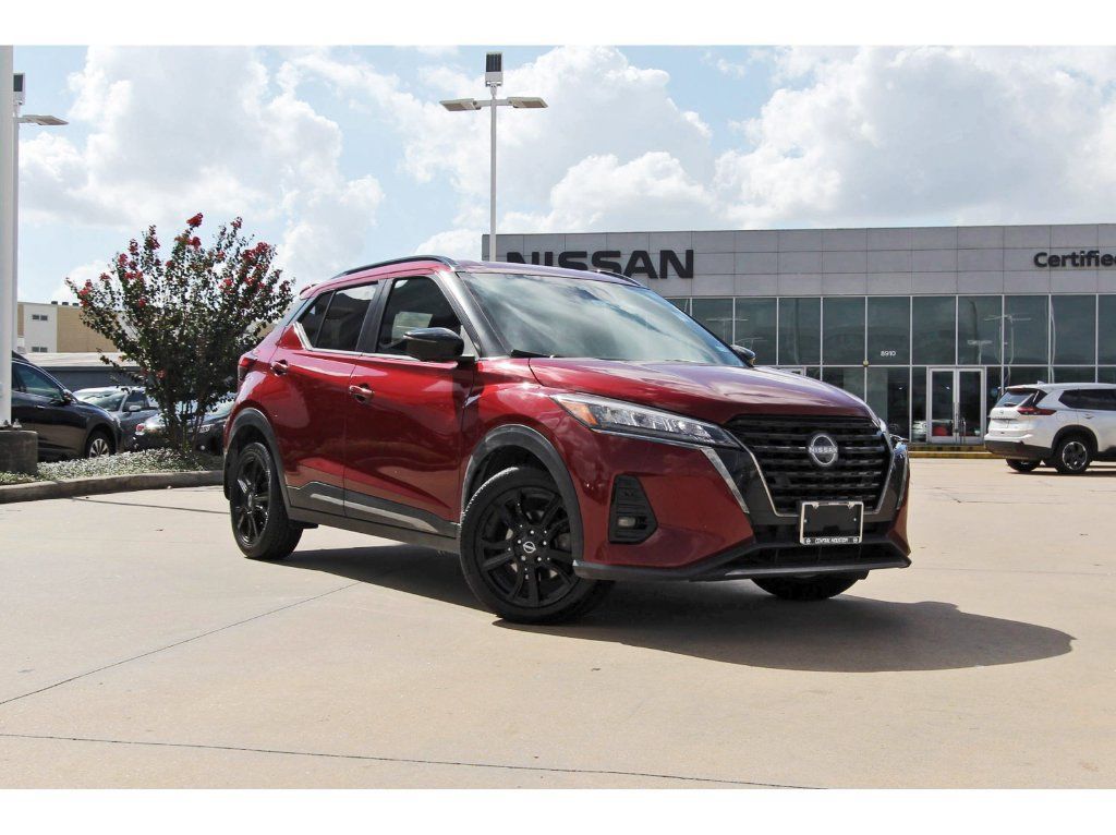 Used 2023 Nissan Kicks SR FWD image 1
