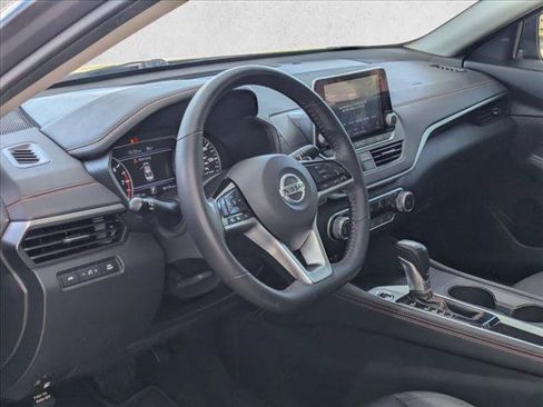 Used 2021 Nissan Altima 2.5 SR w/ SR Premium Package FWD image 10