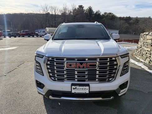 Used 2025 GMC Yukon Denali image 4