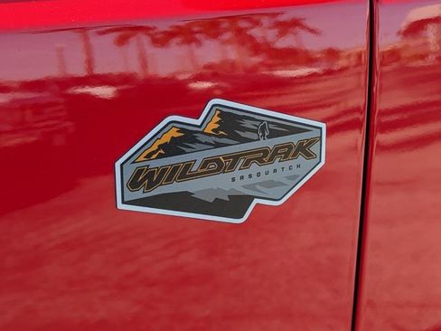 Used 2023 Ford Bronco Wildtrak image 7