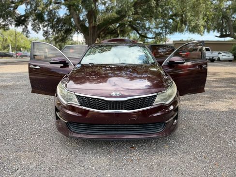 Used 2018 Kia Optima LX FWD image 2