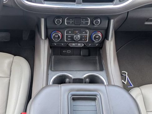 Used 2024 Chevrolet Tahoe LT RWD image 18