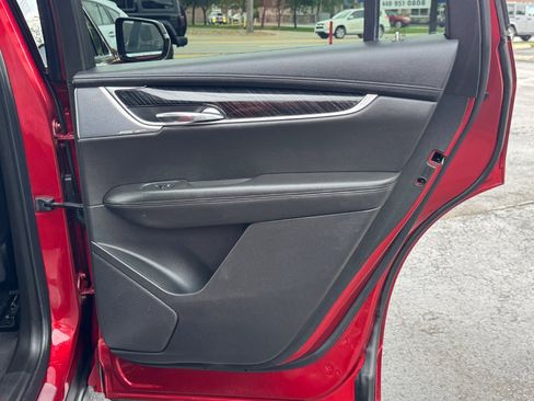 Used 2021 Cadillac XT6 Premium Luxury FWD image 17