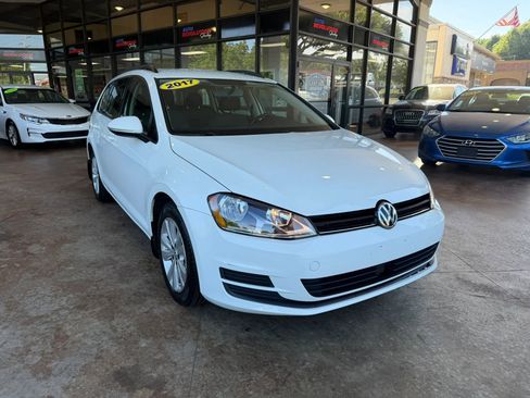Used 2017 Volkswagen Golf S AWD/4WD image 1