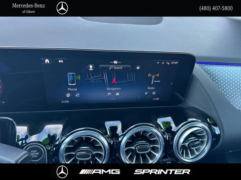 Certified 2025 Mercedes-Benz GLA 250 w/ Exclusive Package image 28