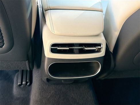 Used 2024 Genesis GV70 2.5T image 28