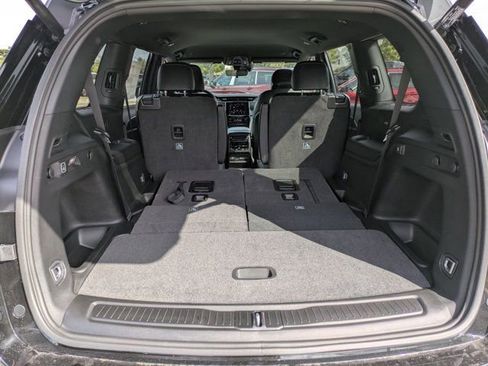 New 2025 Jeep Grand Cherokee L Laredo RWD image 11